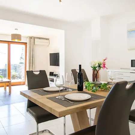 Apartment Peharovo