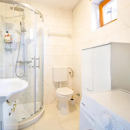 Apartment Peharovo Lovran